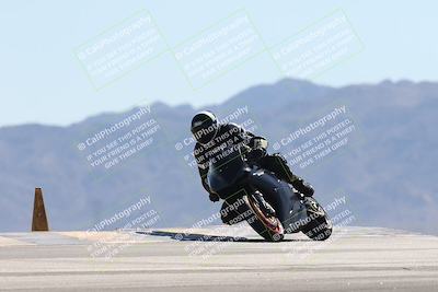 media/Oct-13-2025-Moto Forza (Mon) [[a66d839500]]/3-B Group/Session 4 (Turn 9)/